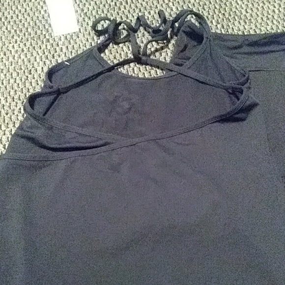 Fabletics Gym Shirt Pants Set - Picture 2 of 5